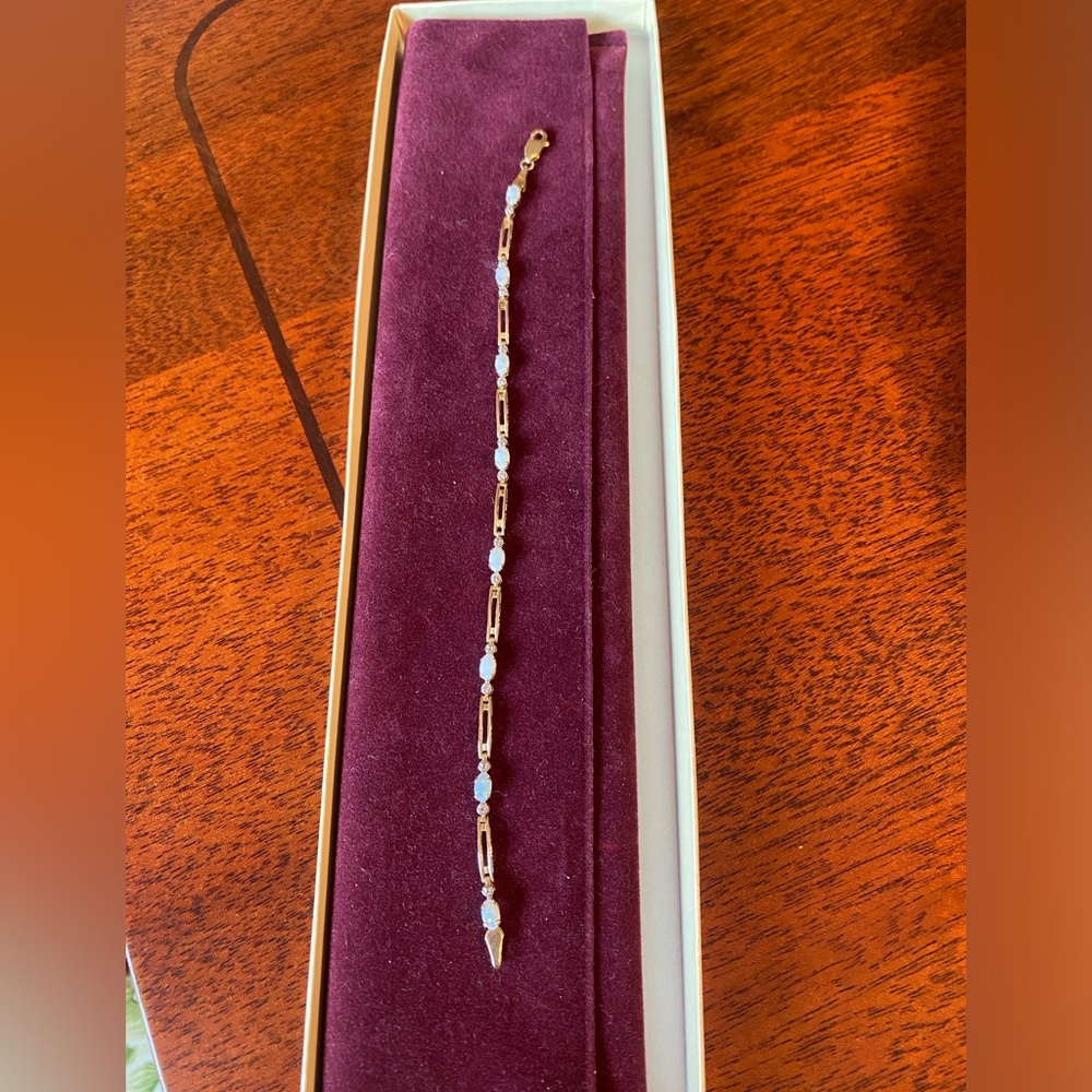 VTG Elegant 10k Gold Authentic Opal Diamond Tennis Bracelet